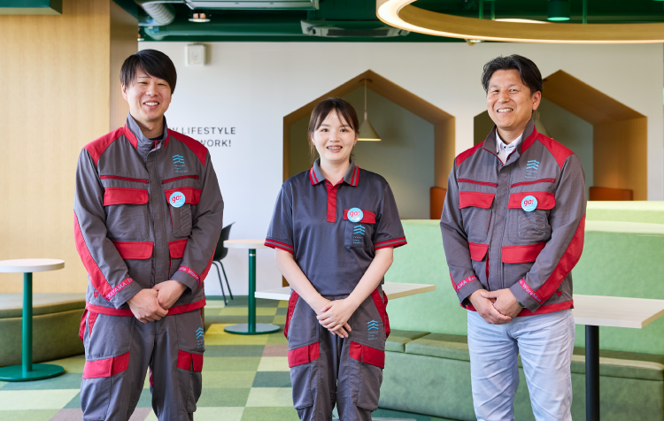 スタッフ3人の写真