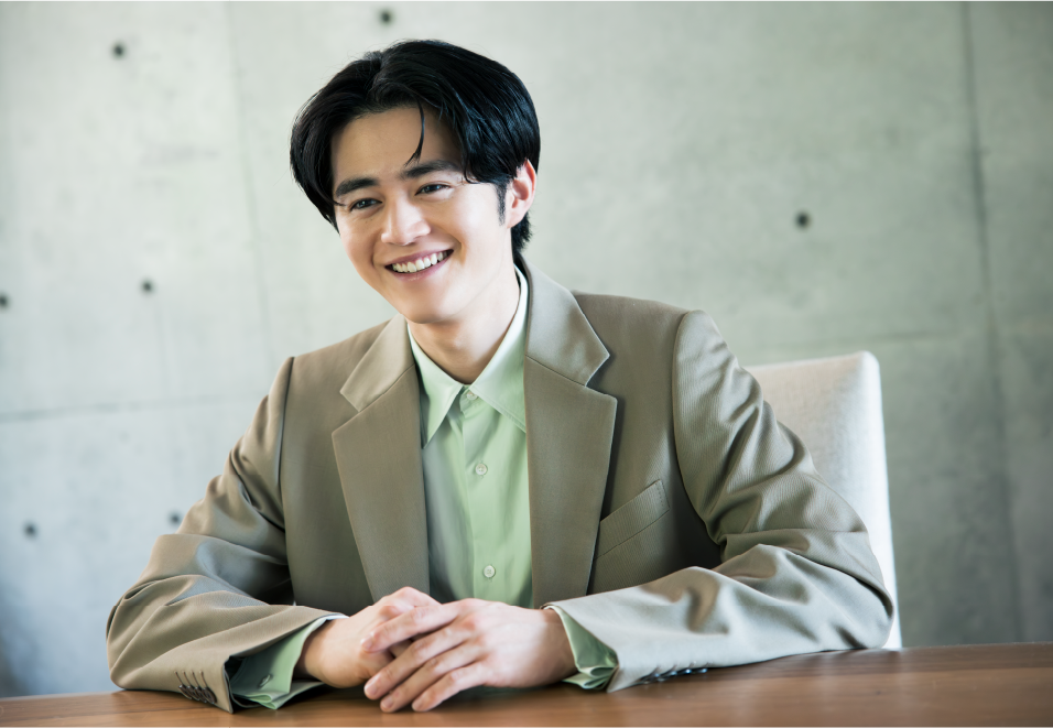 鈴鹿央士様の写真真